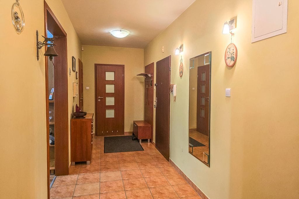 Mieszkanie 4 pokojowe na Sprzedaż