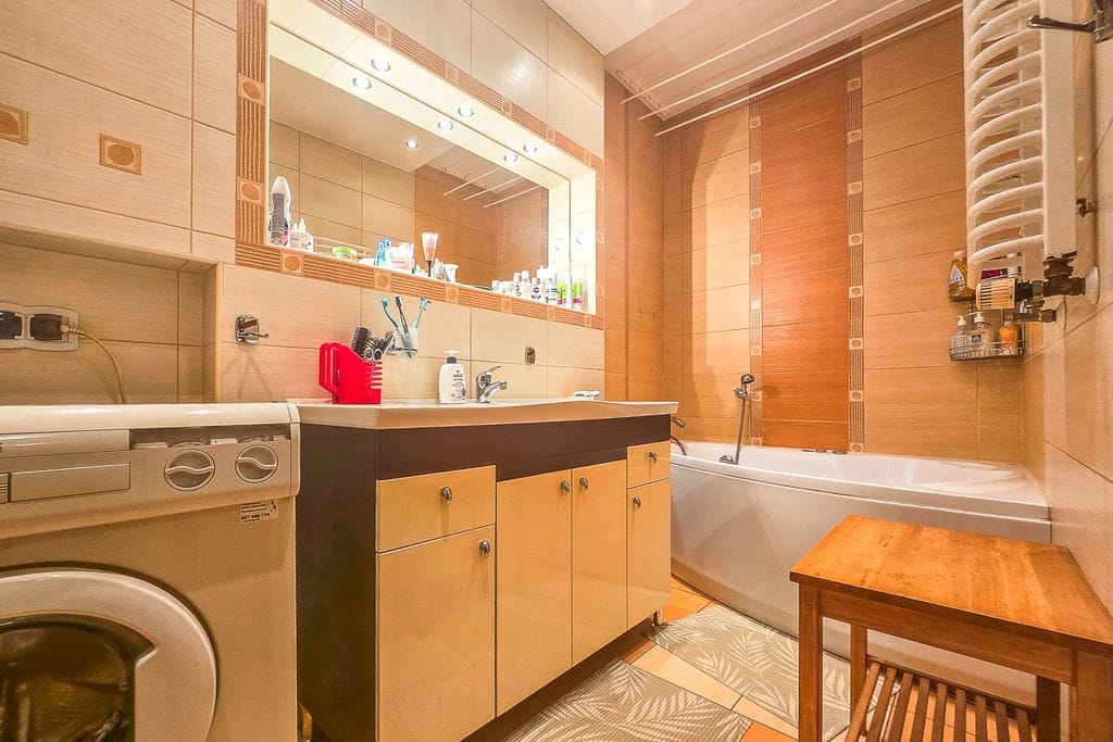 Mieszkanie 4 pokojowe na Sprzedaż