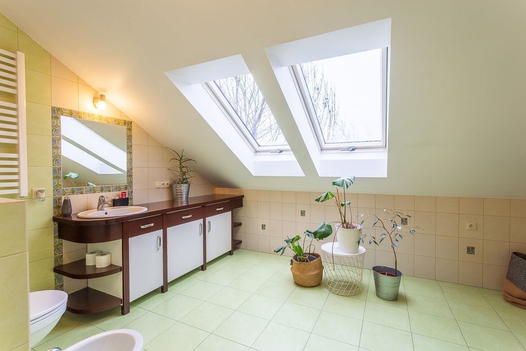 Dom 5 pokojowe na Sprzedaż