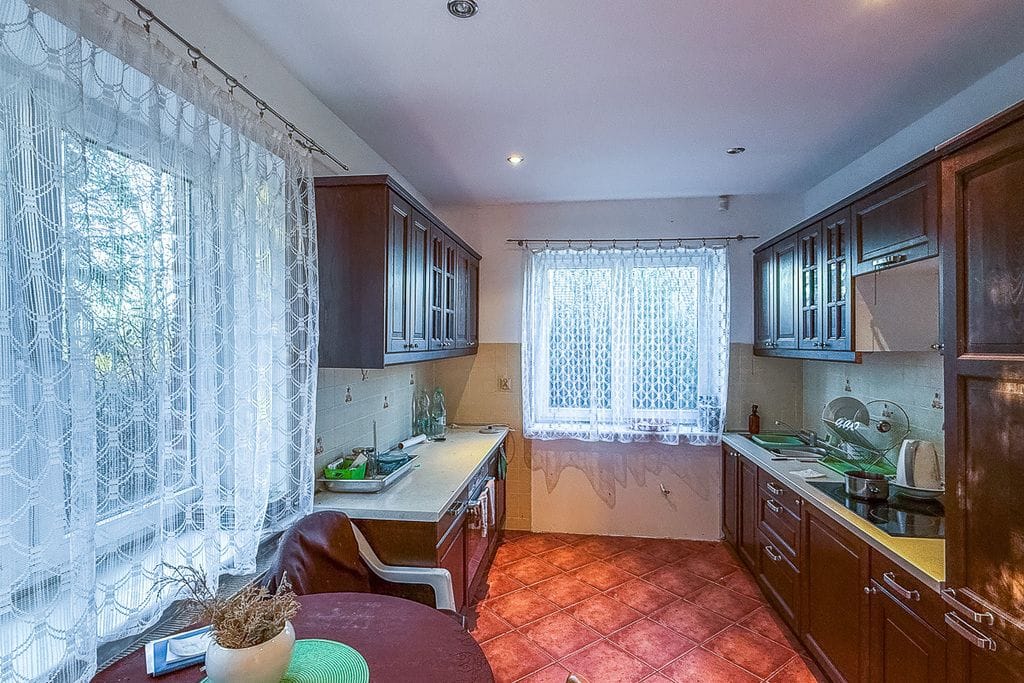 Dom 4 pokojowe na Sprzedaż