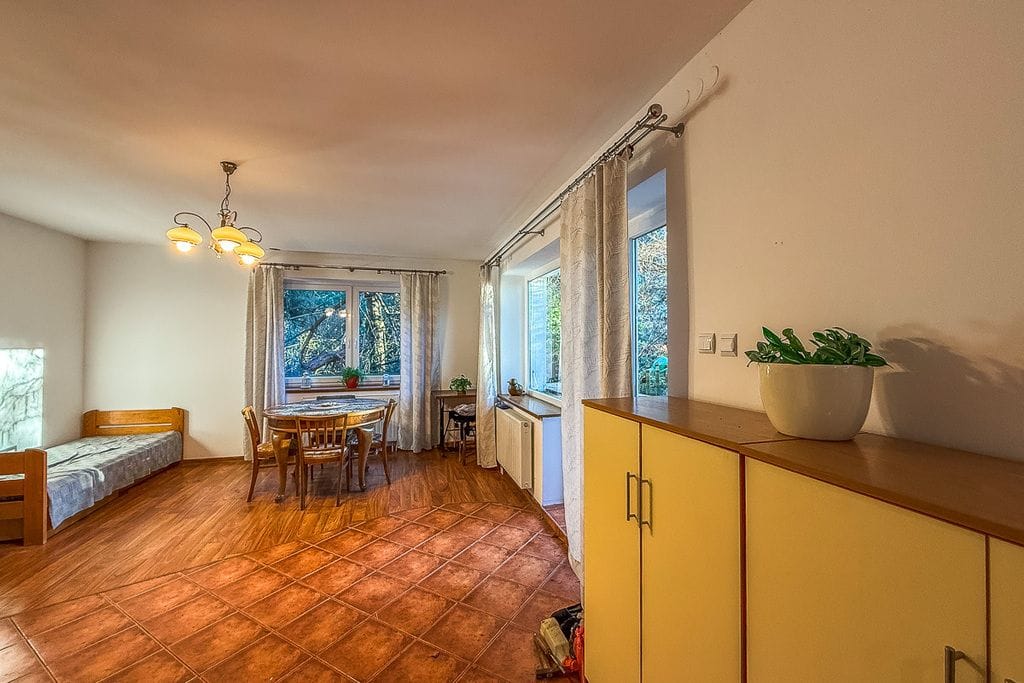 Dom 4 pokojowe na Sprzedaż