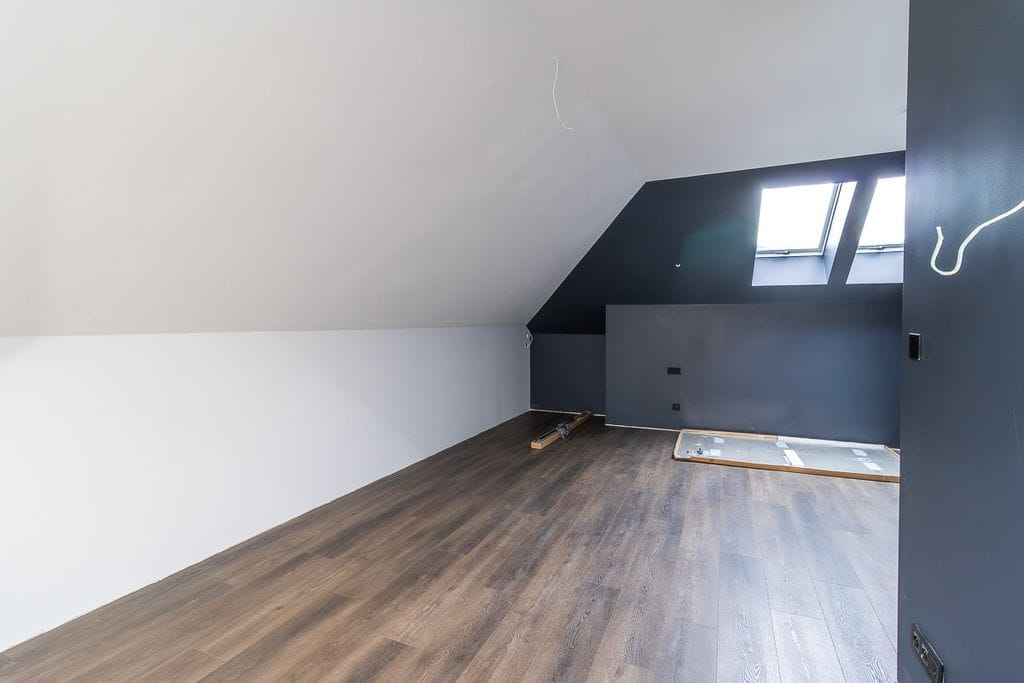 Dom 4 pokojowe na Sprzedaż