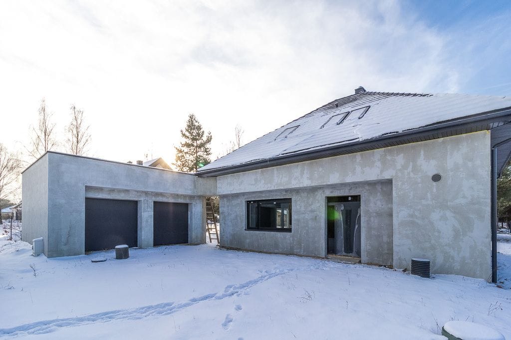 Dom 4 pokojowe na Sprzedaż