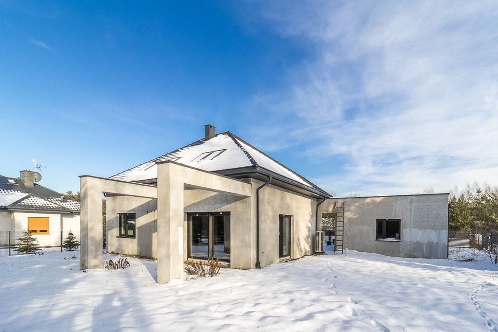 Dom 4 pokojowe na Sprzedaż