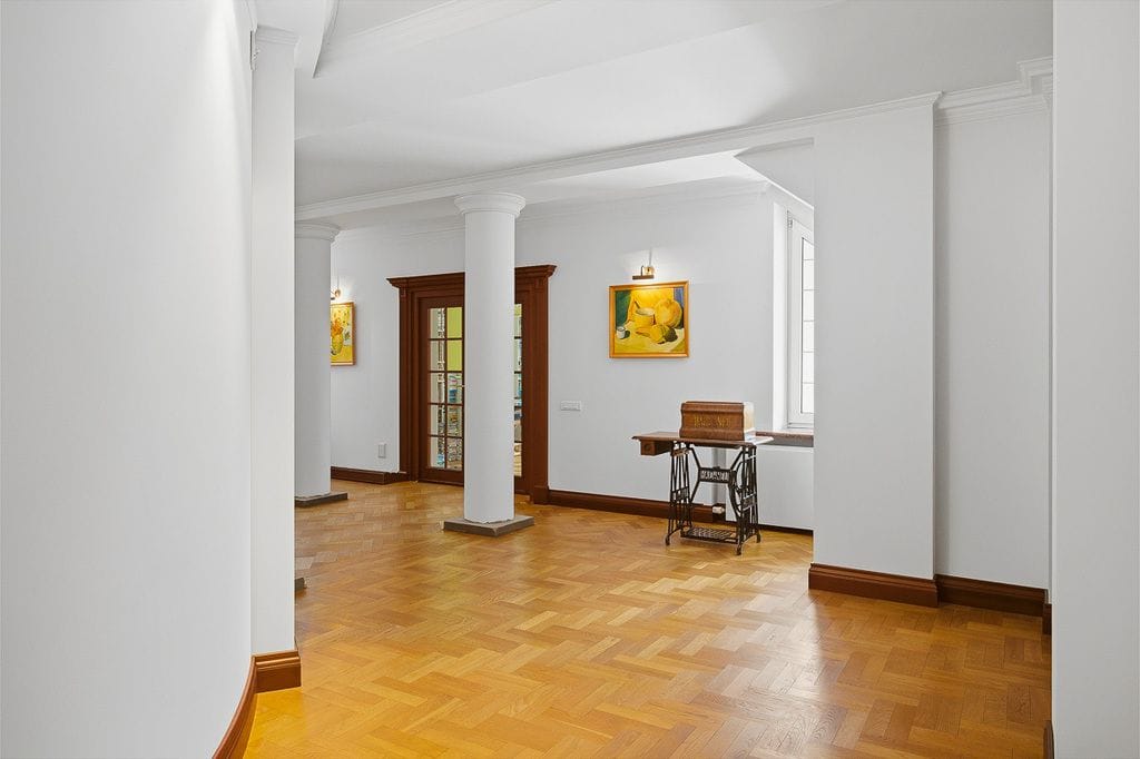 Dom 8 pokojowe na Sprzedaż