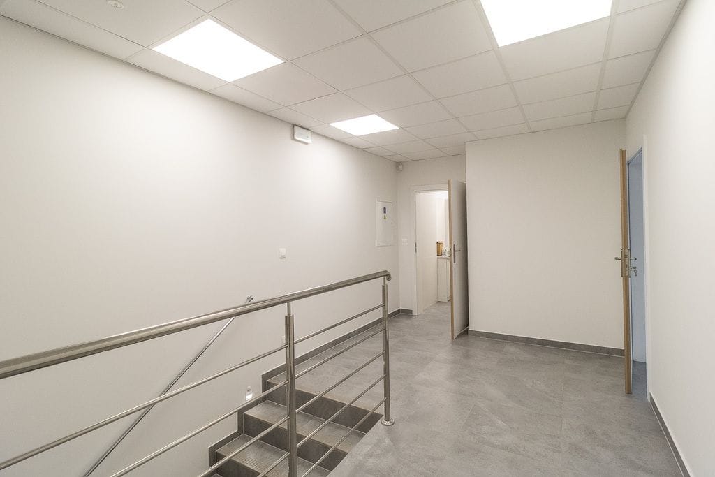 Lokal użytkowy  pokojowe na Wynajem