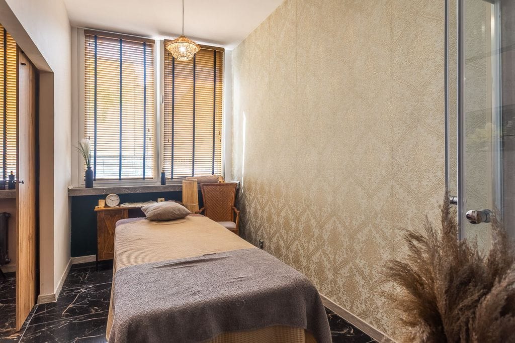 Lokal użytkowy  pokojowe na Wynajem