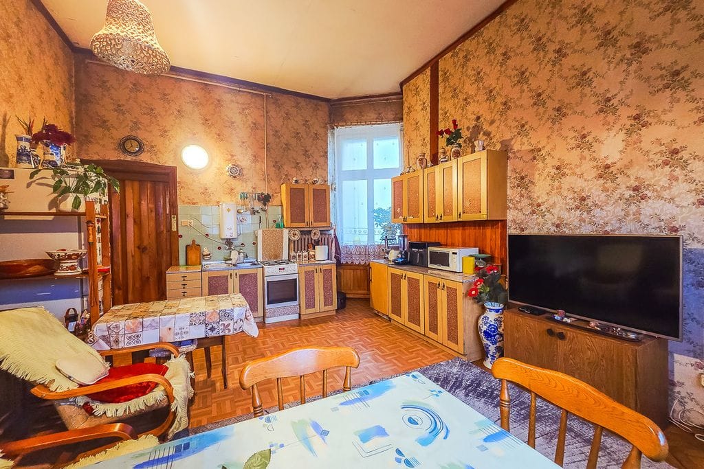 Mieszkanie 4 pokojowe na Sprzedaż