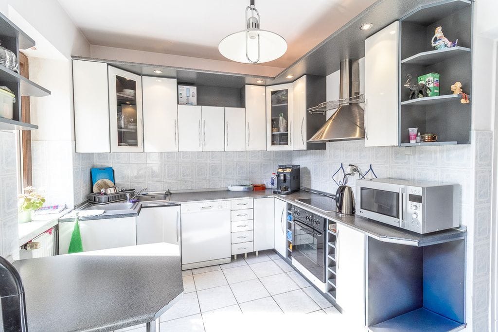 Dom 4 pokojowe na Sprzedaż