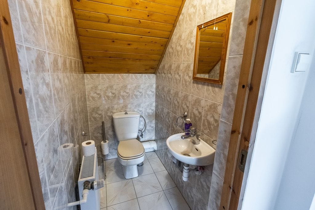 Dom 4 pokojowe na Sprzedaż