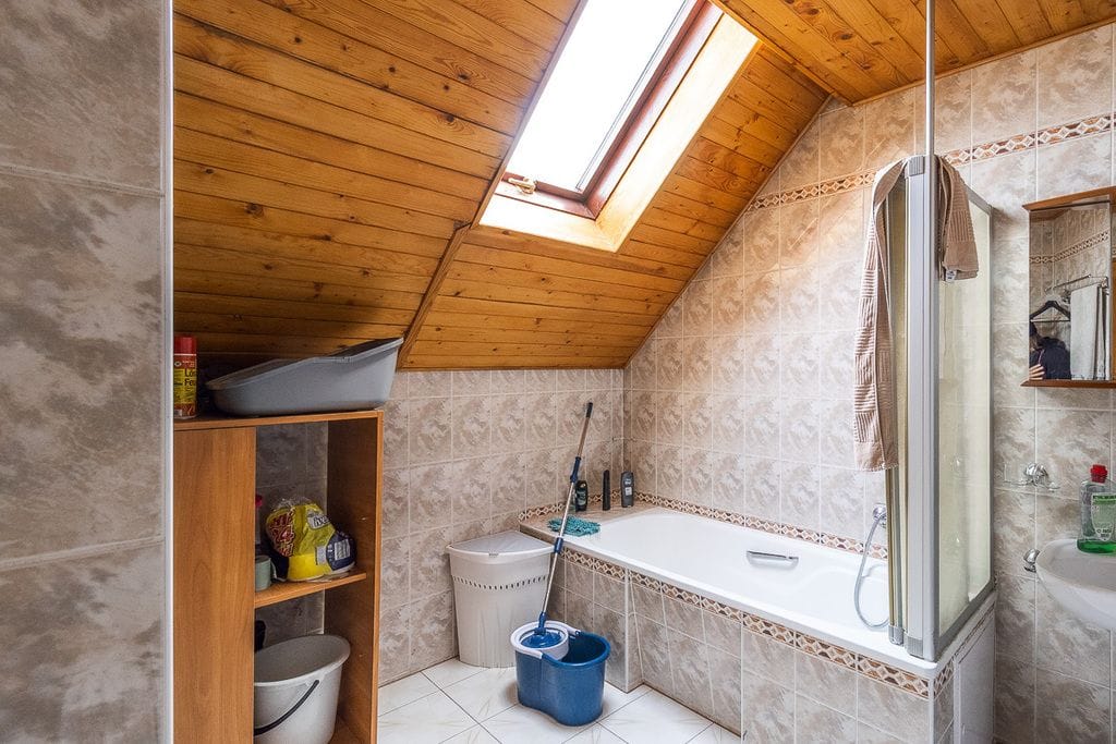 Dom 4 pokojowe na Sprzedaż