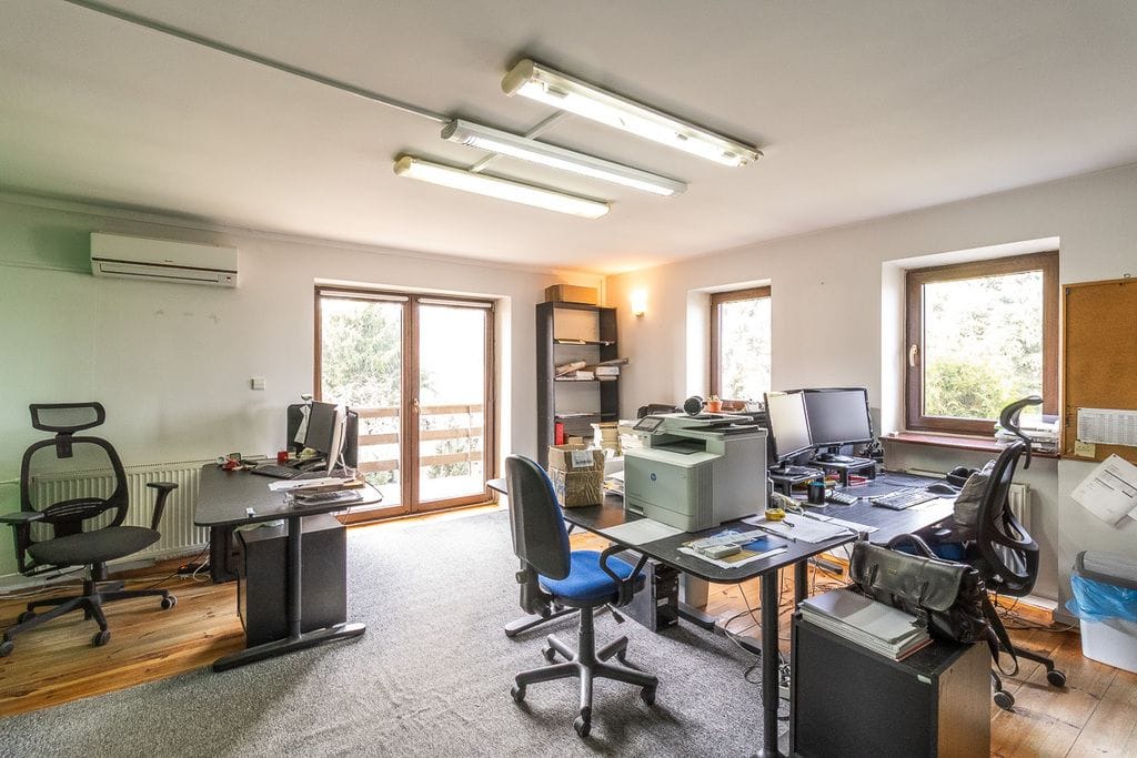 Dom 4 pokojowe na Sprzedaż