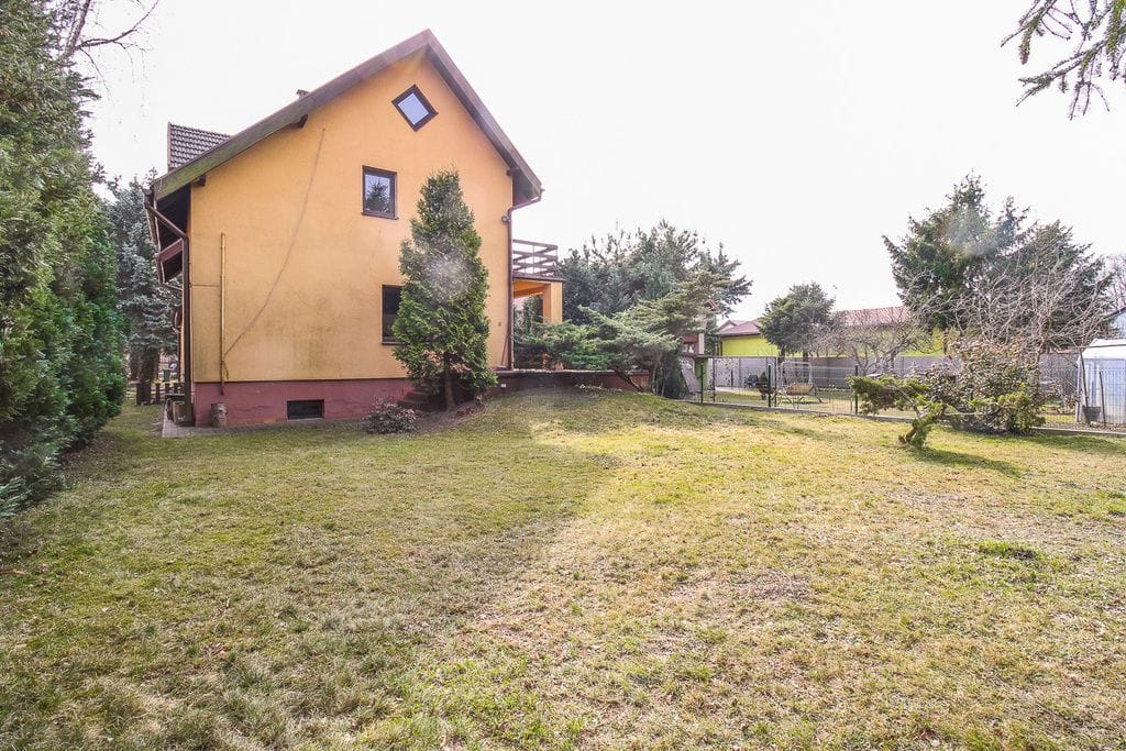 Dom 4 pokojowe na Sprzedaż