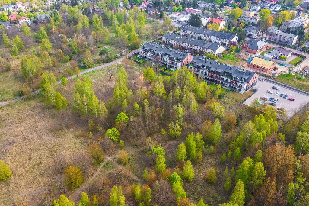 Działka  pokojowe na Sprzedaż