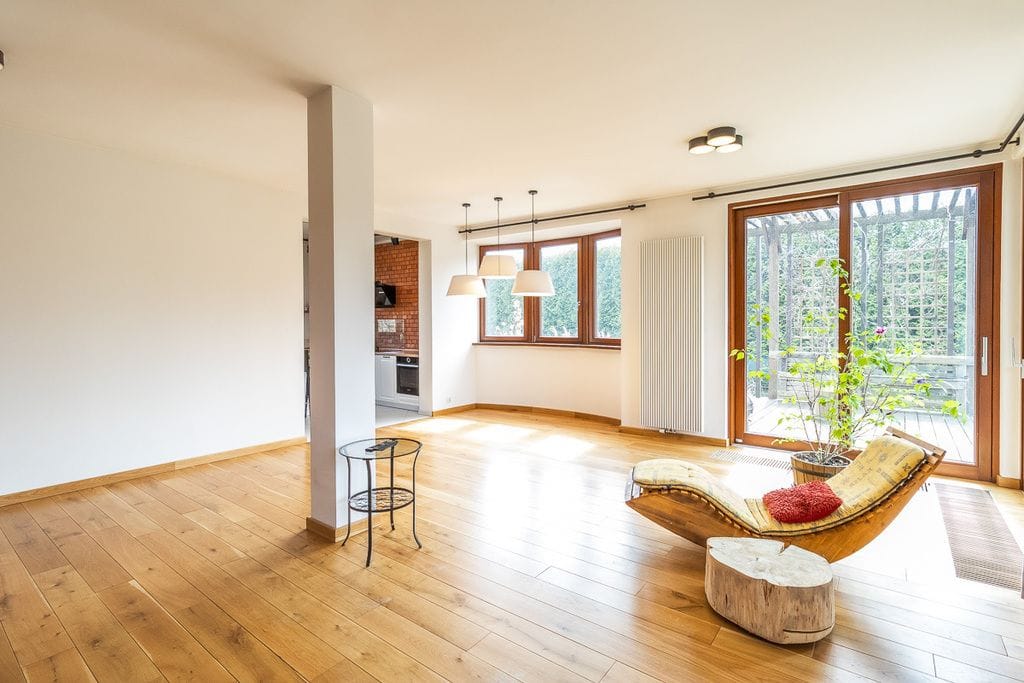 Dom 6 pokojowe na Sprzedaż