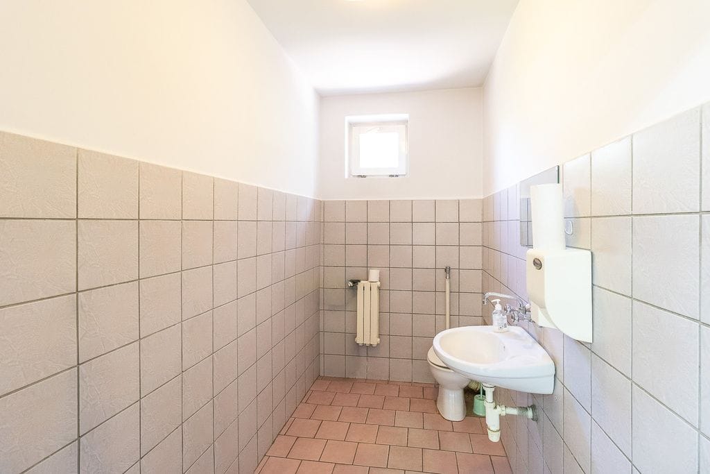 Dom 8 pokojowe na Sprzedaż