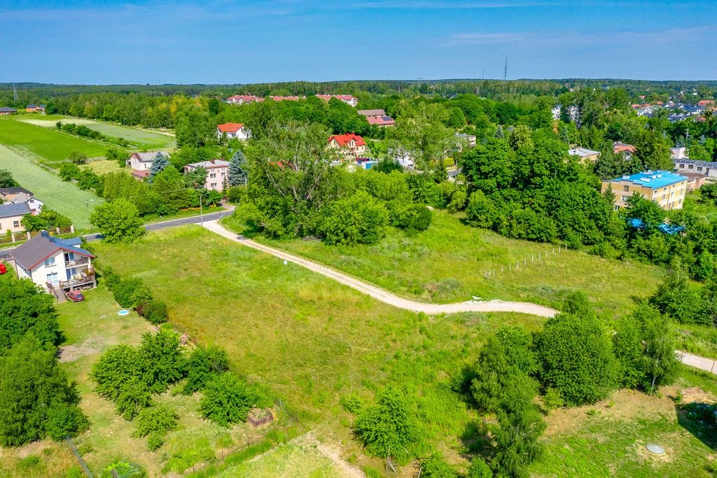 Działka  pokojowe na Sprzedaż