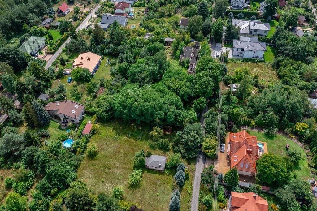 Działka  pokojowe na Sprzedaż