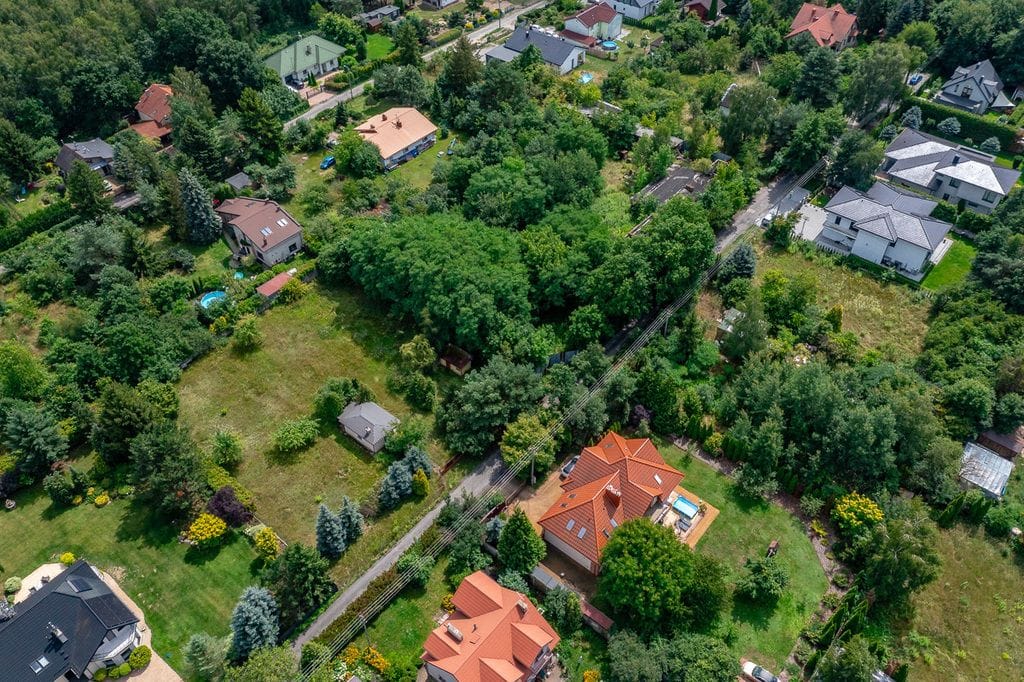 Działka  pokojowe na Sprzedaż