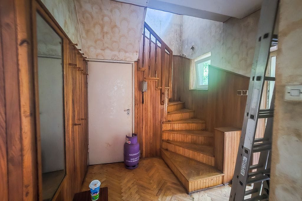 Dom 4 pokojowe na Sprzedaż