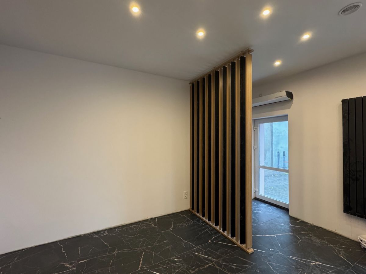 Lokal użytkowy  pokojowe na Wynajem