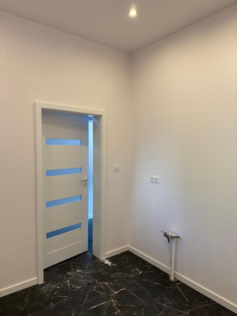 Lokal użytkowy  pokojowe na Wynajem