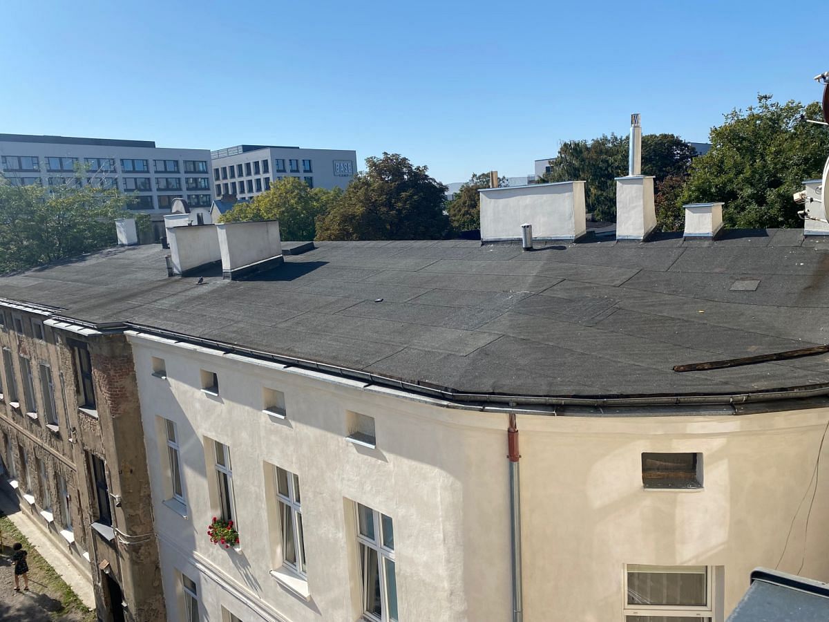 Dom 33 pokojowe na Sprzedaż