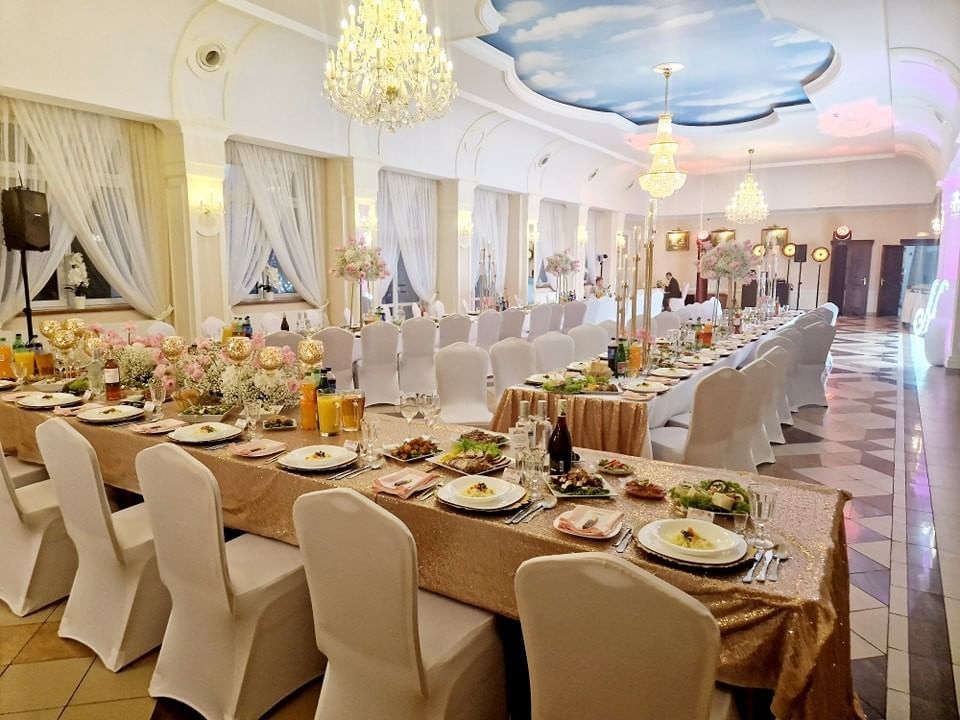 Lokal użytkowy  pokojowe na Sprzedaż