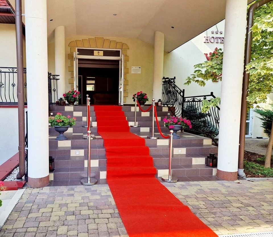 Lokal użytkowy  pokojowe na Sprzedaż