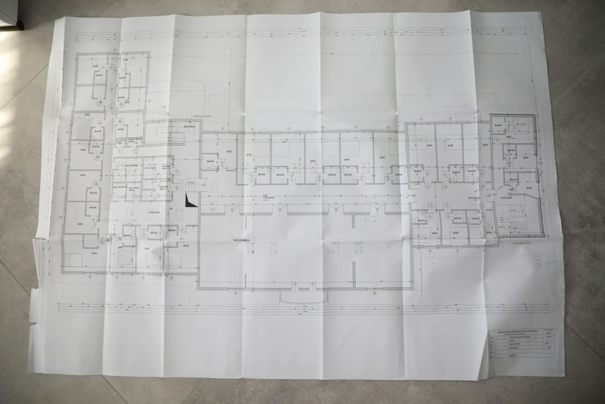 Lokal użytkowy  pokojowe na Sprzedaż
