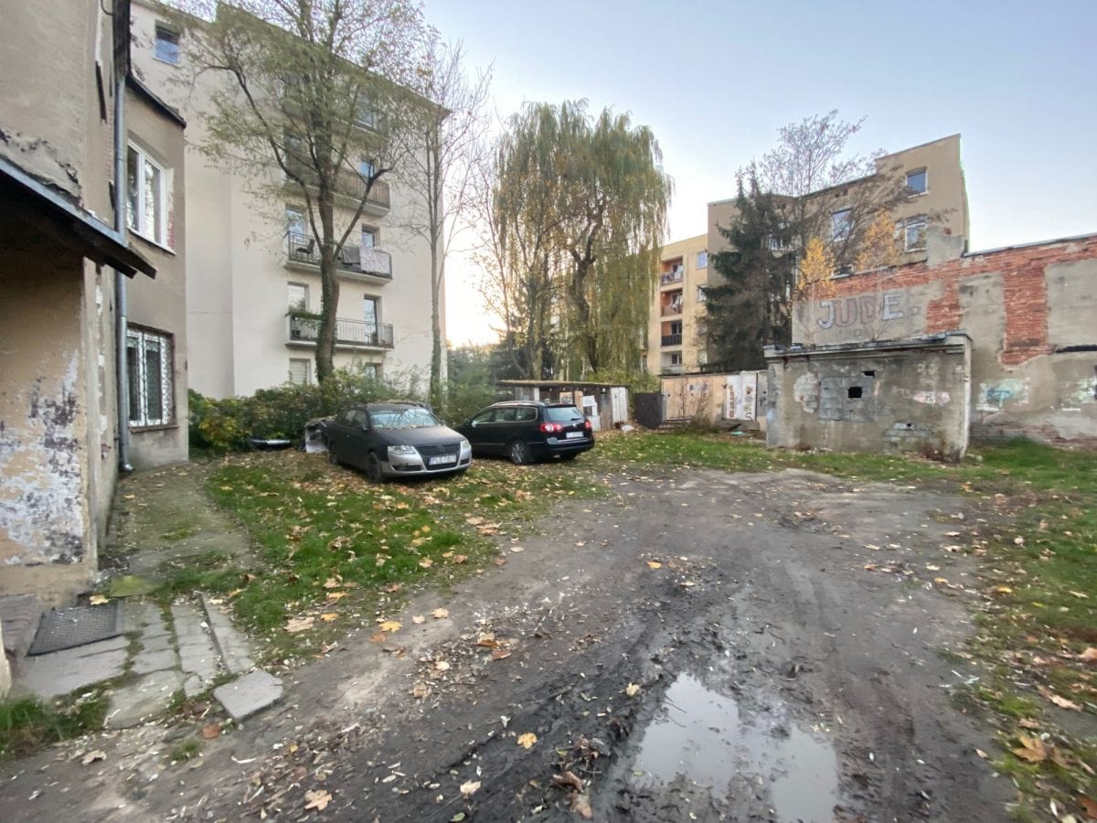 Działka  pokojowe na Sprzedaż