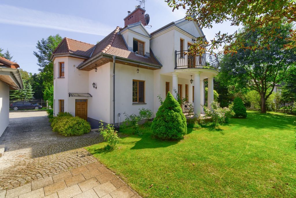 Dom 5 pokojowe na Sprzedaż