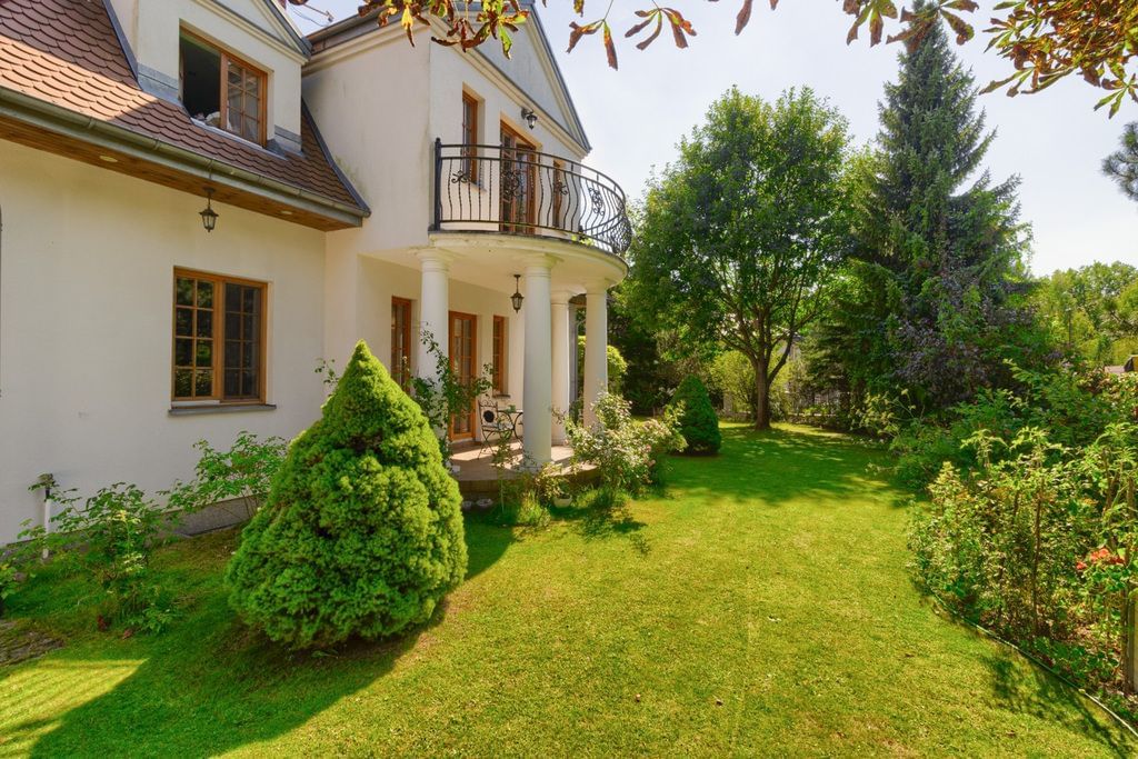 Dom 5 pokojowe na Sprzedaż