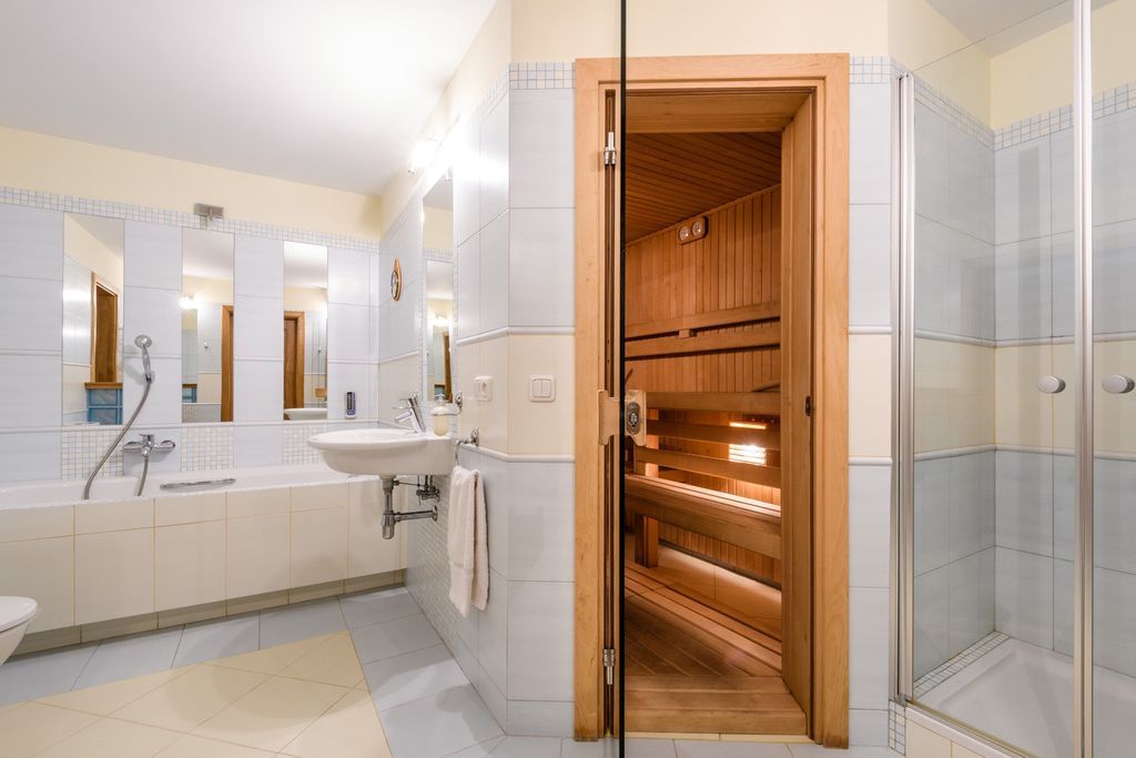 Dom 5 pokojowe na Sprzedaż