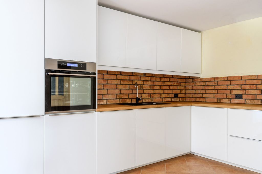 Dom 5 pokojowe na Sprzedaż