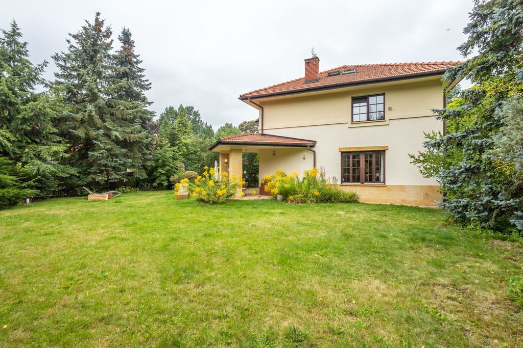 Dom 6 pokojowe na Sprzedaż