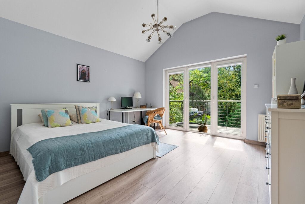 Dom 7 pokojowe na Sprzedaż