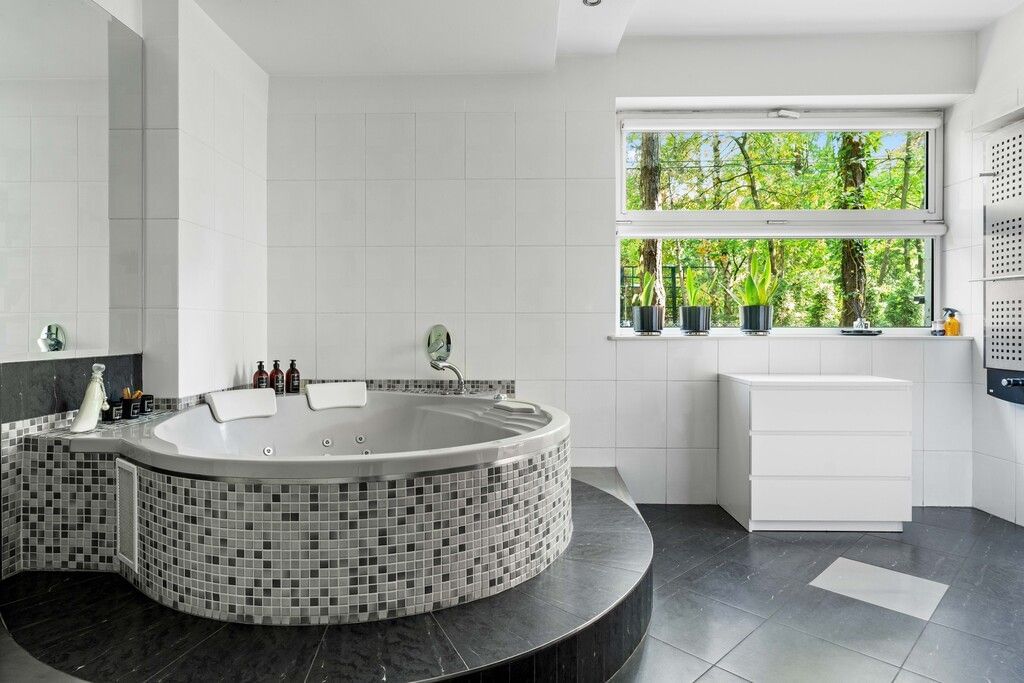 Dom 7 pokojowe na Sprzedaż