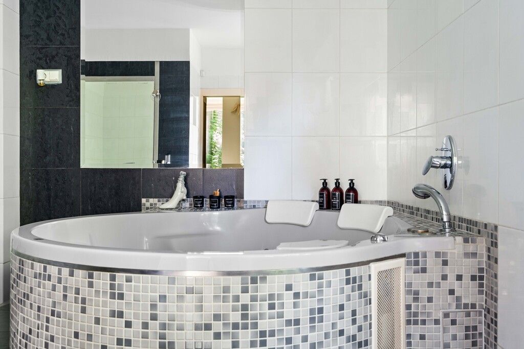 Dom 7 pokojowe na Sprzedaż