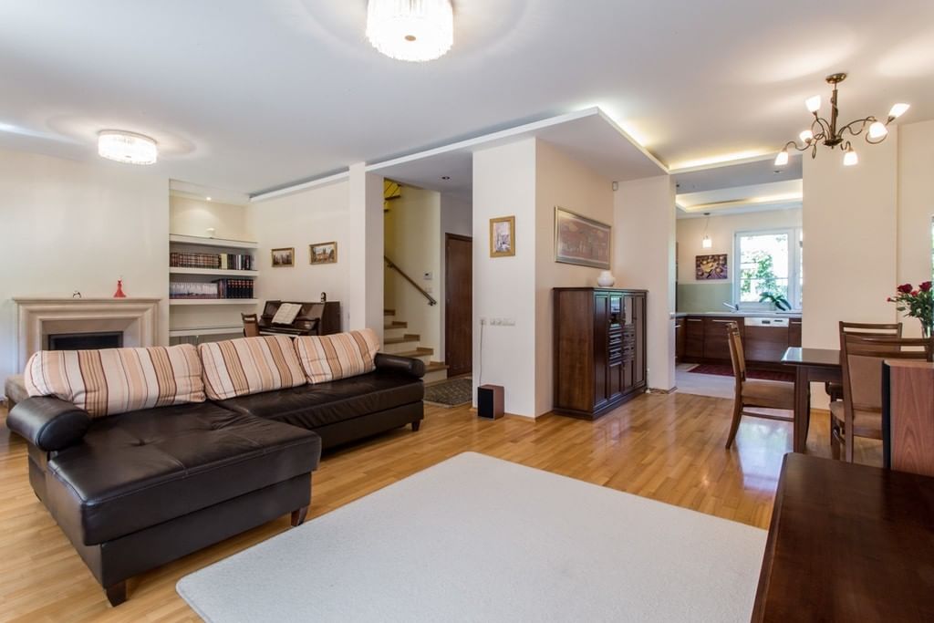 Dom 5 pokojowe na Wynajem