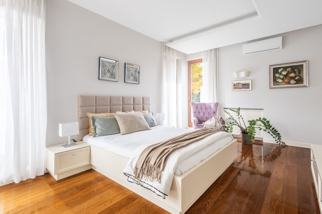 Dom 6 pokojowe na Sprzedaż