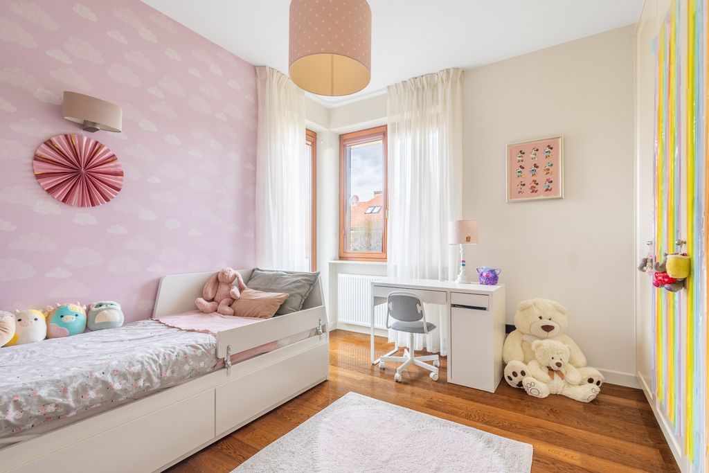 Dom 6 pokojowe na Sprzedaż