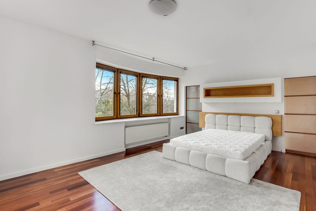 Dom 7 pokojowe na Wynajem