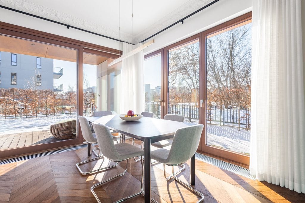 Mieszkanie 4 pokojowe na Sprzedaż