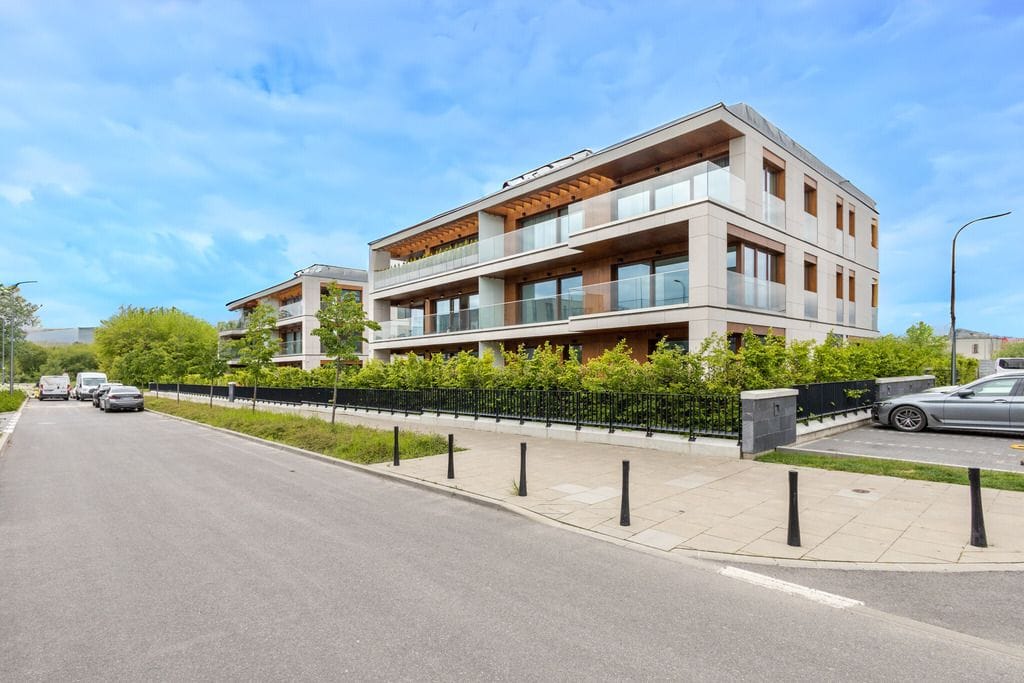 Mieszkanie 4 pokojowe na Sprzedaż