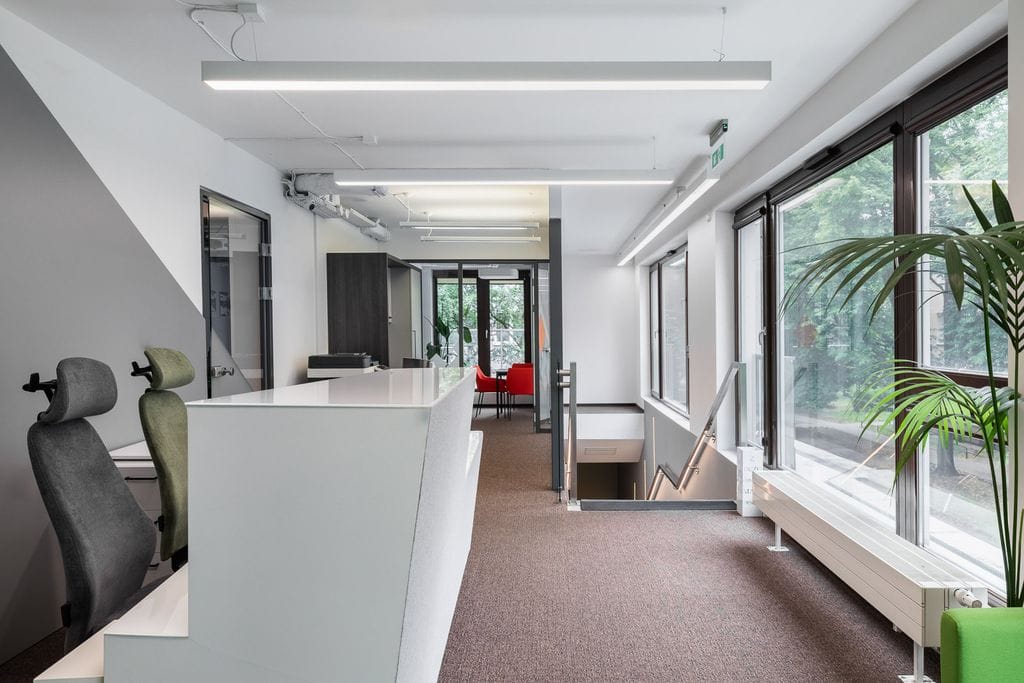 Lokal użytkowy  pokojowe na Sprzedaż