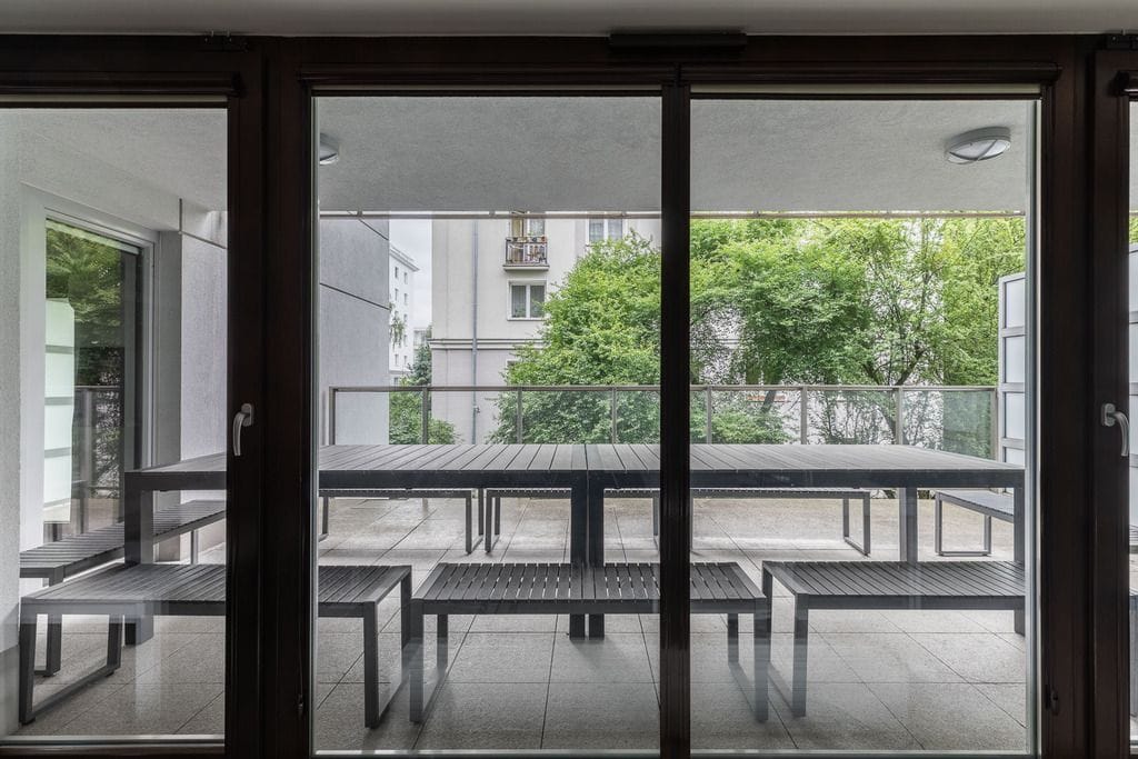 Lokal użytkowy  pokojowe na Sprzedaż