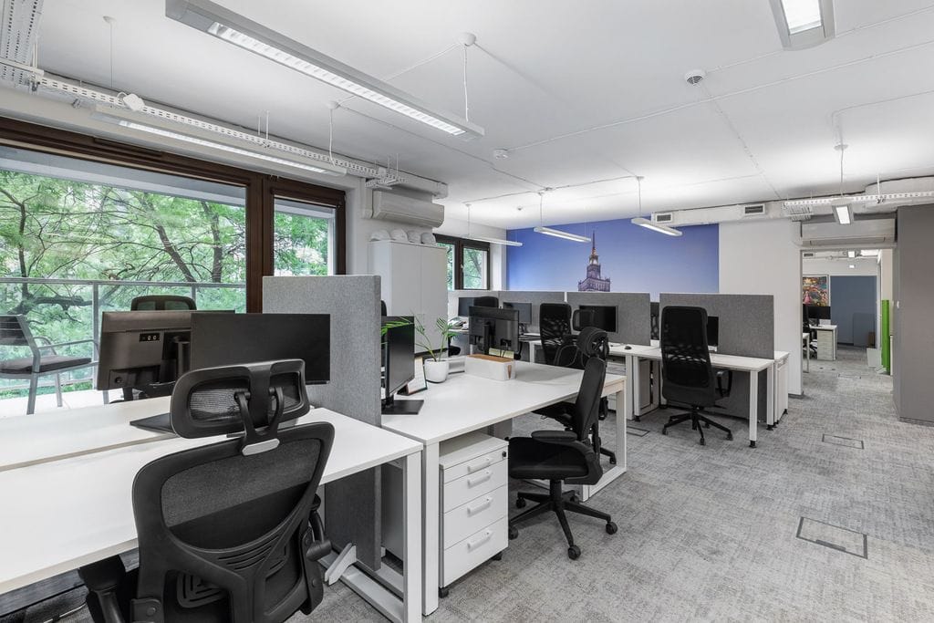 Lokal użytkowy  pokojowe na Sprzedaż