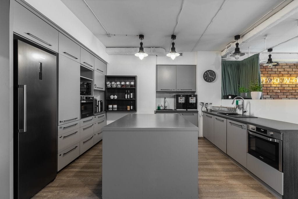 Lokal użytkowy  pokojowe na Sprzedaż