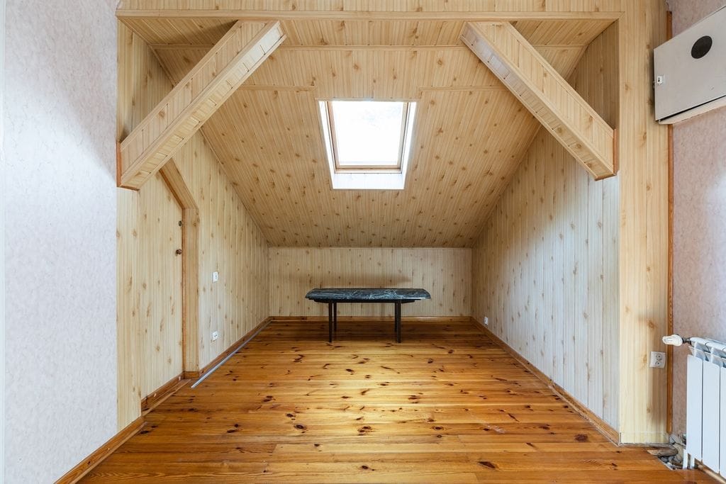 Dom 7 pokojowe na Sprzedaż